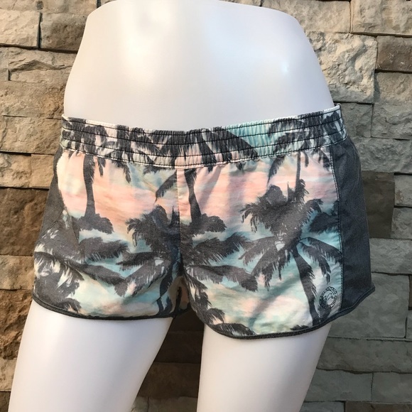 Billabong Pants - Billabong Palm Tree Shorts